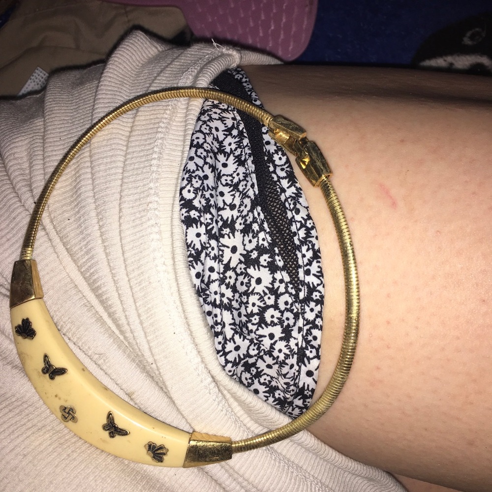Vintage Gold and Cream Choker with Black Details